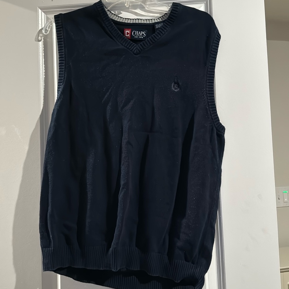 Men’s medium navy blue “Chaps” sweater v-neck vest